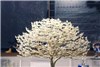 درختان بونسای مصنوعی که با هزاران درنای مینیاتوری ساخته شده‌اند
