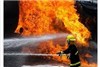 آتش سوزی در انبار لوازم خانگی در کرج + عکس